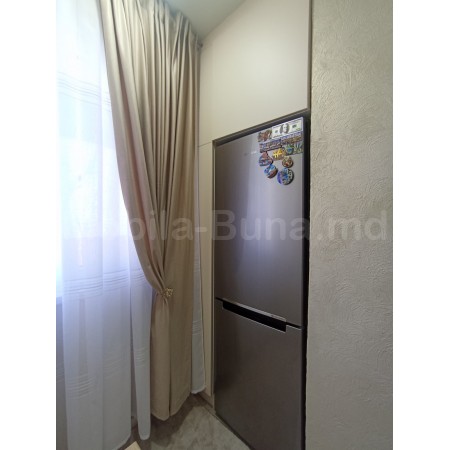 Dulap încorporat pentru frigider la comandă 254x89x60 cm pentru bucătărie modernă în Chișinău Moldova